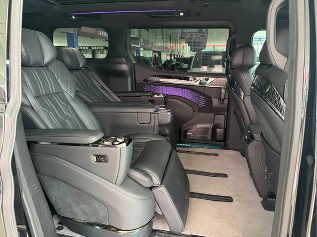 2022 Zeekr 009 BEV 140KWH,autocango,china used car exporter,china ev exporter,chinese used car exporter,chinese used ev exporter