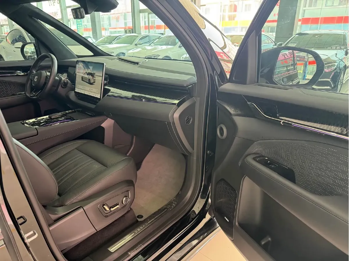 2022 Zeekr 009 BEV 140KWH,autocango,china used car exporter,china ev exporter,chinese used car exporter,chinese used ev exporter