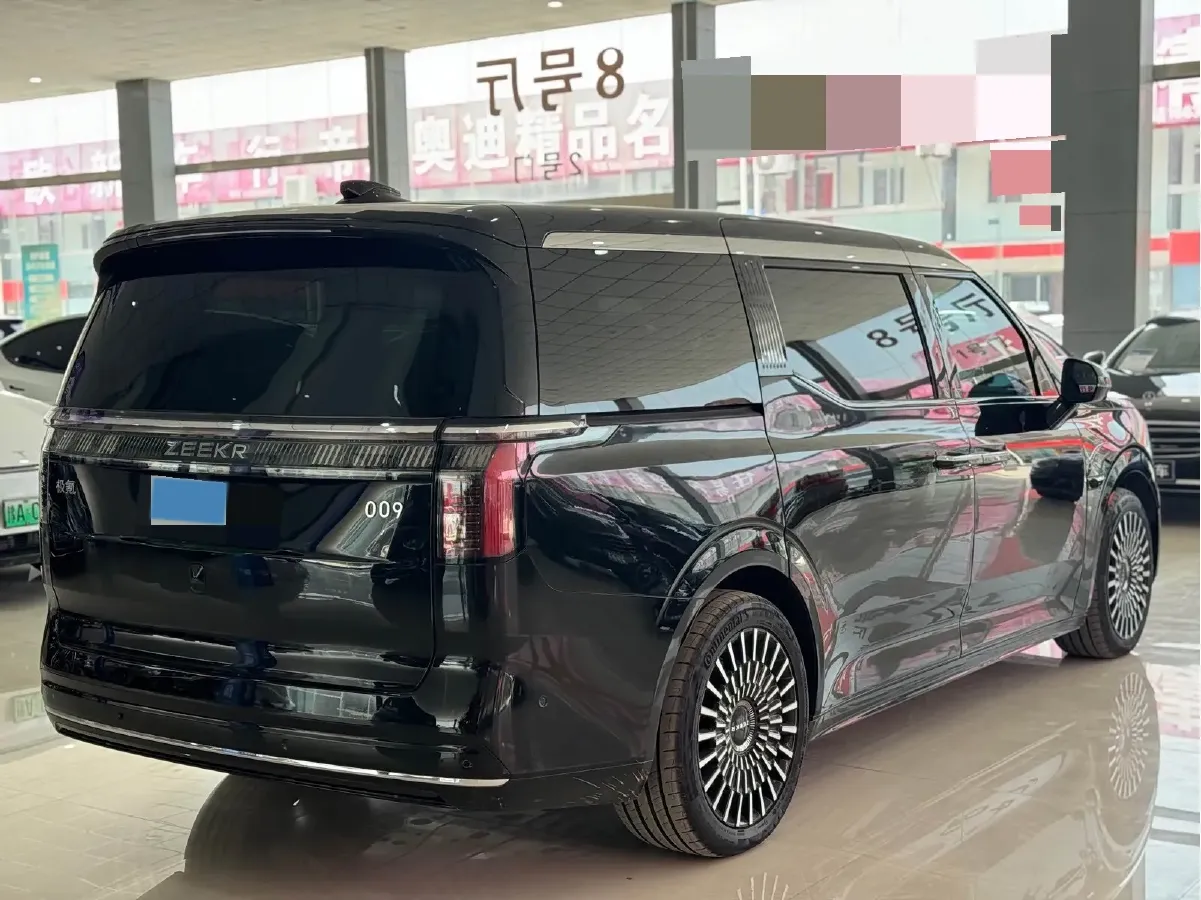 2022 Zeekr 009 BEV 140KWH,autocango,china used car exporter,china ev exporter,chinese used car exporter,chinese used ev exporter