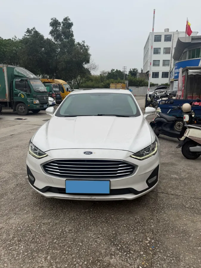 2018 Ford Mondeo 2.0L 143HP L4 E-CVT PHEV 9KWH,autocango,china used car exporter,china ev exporter,chinese used car exporter,chinese used ev exporter