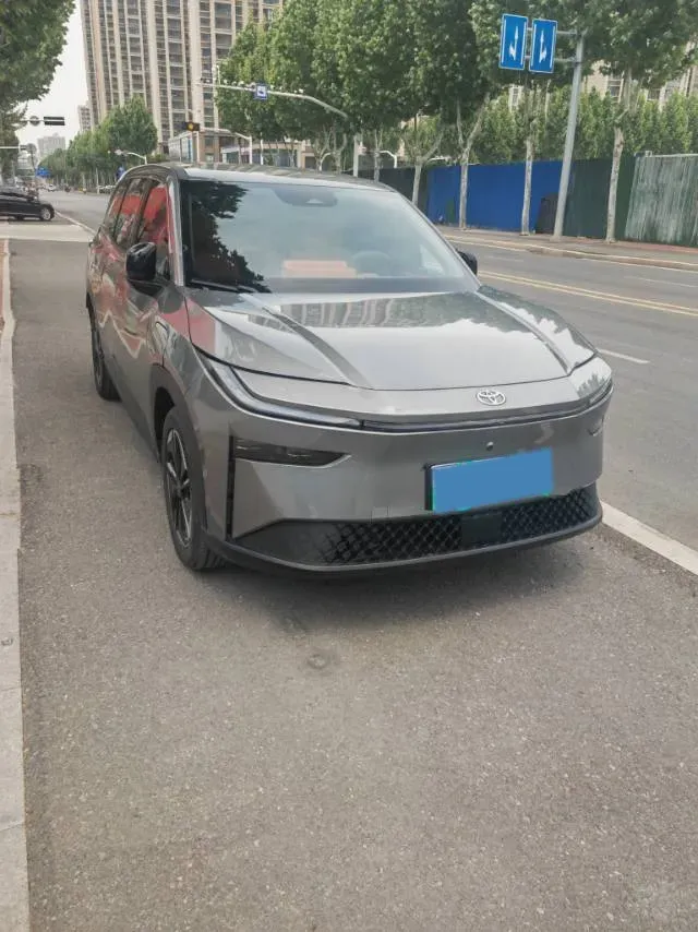 2025 Toyota BZ3X BEV 58.37KWH,autocango,china used car exporter,china ev exporter,chinese used car exporter,chinese used ev exporter