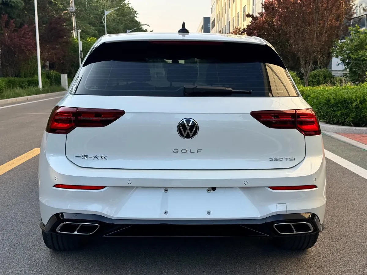 2023 Volkswagen Golf 1.4T 150HP L4 7DCT,autocango,china used car exporter,china ev exporter,chinese used car exporter,chinese used ev exporter