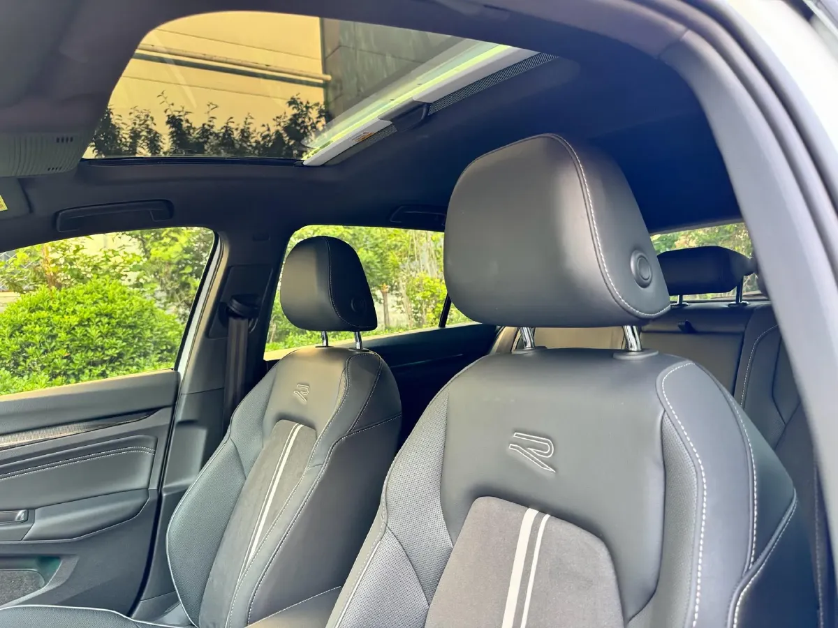 2023 Volkswagen Golf 1.4T 150HP L4 7DCT,autocango,china used car exporter,china ev exporter,chinese used car exporter,chinese used ev exporter