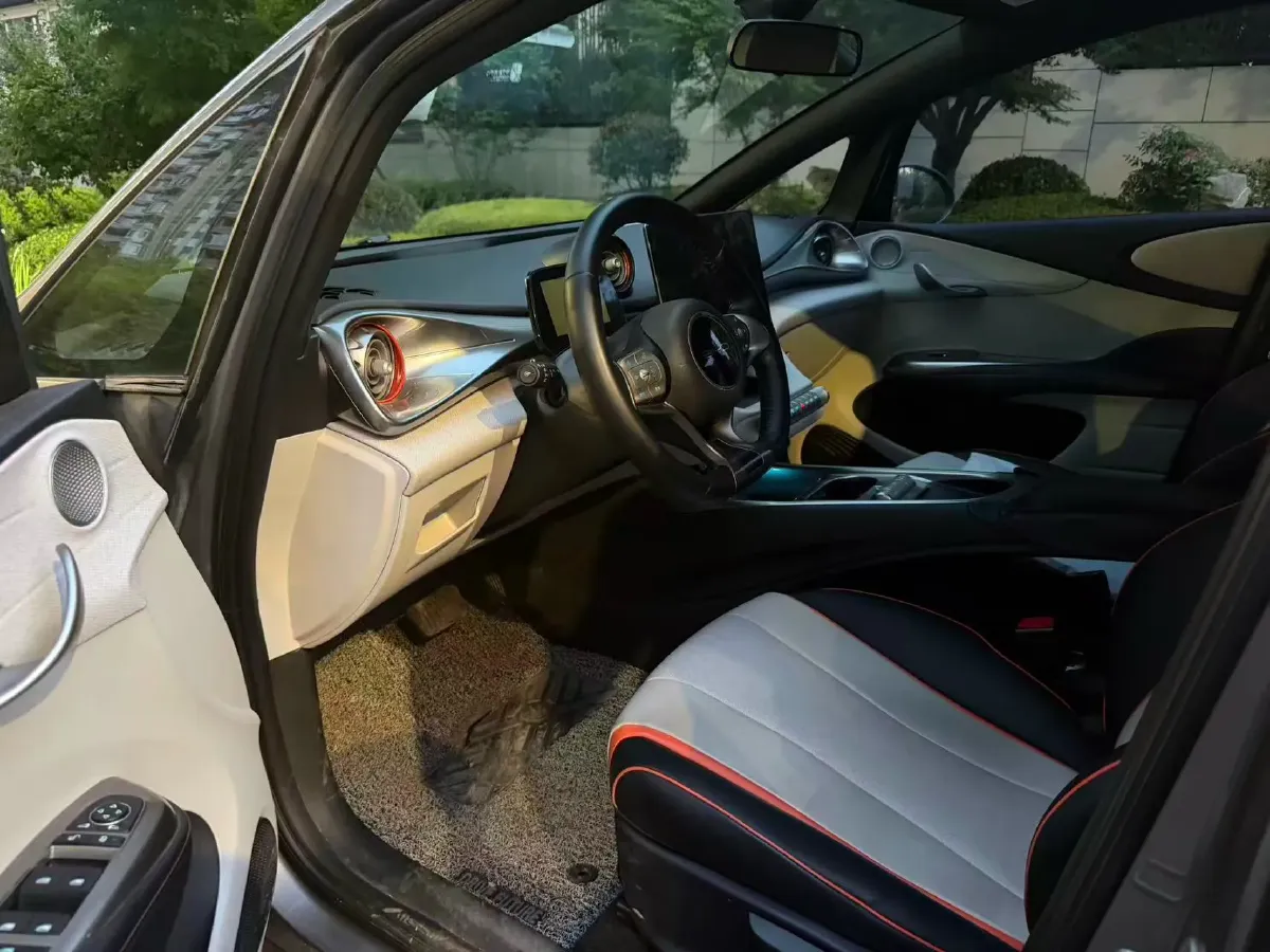 2021 Ford Escort 1.5L 122HP L3 6AT,autocango,china used car exporter,china ev exporter,chinese used car exporter,chinese used ev exporter
