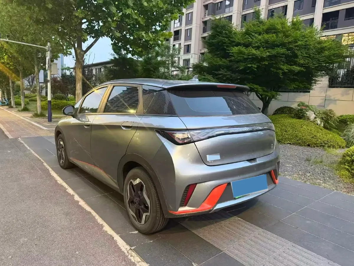 2021 Ford Escort 1.5L 122HP L3 6AT,autocango,china used car exporter,china ev exporter,chinese used car exporter,chinese used ev exporter
