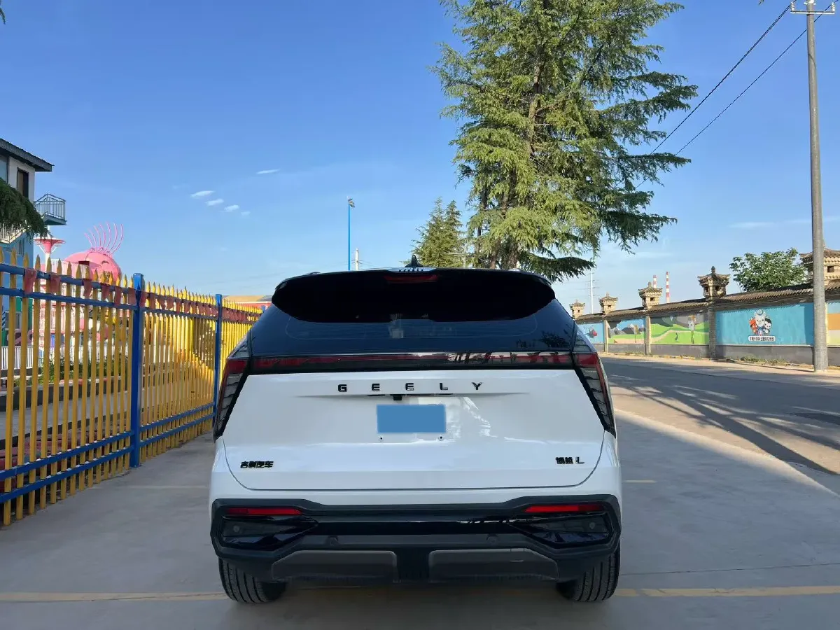 2023 Geely StarRay 1.5T 181HP L4 7DCT,autocango,china used car exporter,china ev exporter,chinese used car exporter,chinese used ev exporter