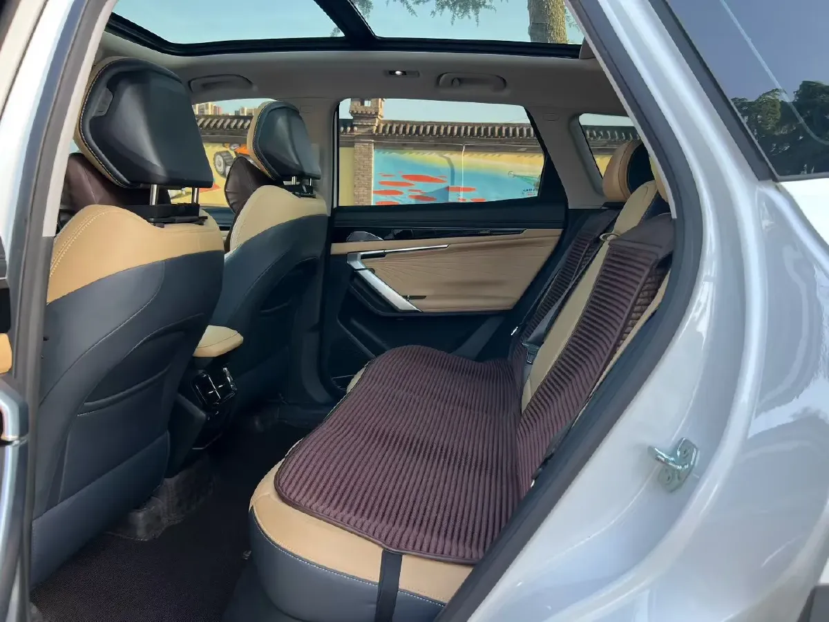 2023 Geely StarRay 1.5T 181HP L4 7DCT,autocango,china used car exporter,china ev exporter,chinese used car exporter,chinese used ev exporter