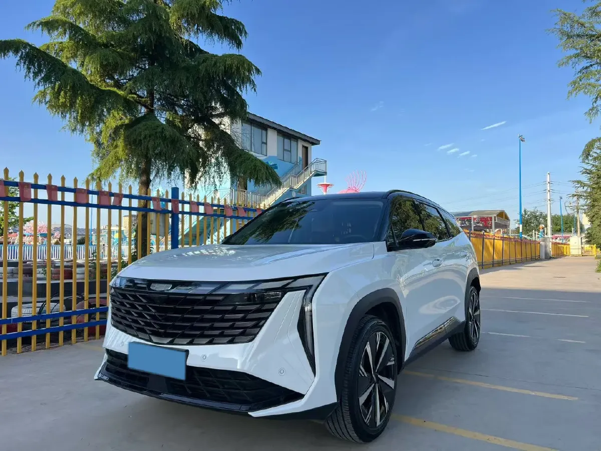 2023 Geely StarRay 1.5T 181HP L4 7DCT,autocango,china used car exporter,china ev exporter,chinese used car exporter,chinese used ev exporter