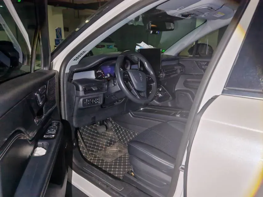 2020 Lincoln Corsair 2.0T 245HP L4 8AT,autocango,china used car exporter,china ev exporter,chinese used car exporter,chinese used ev exporter
