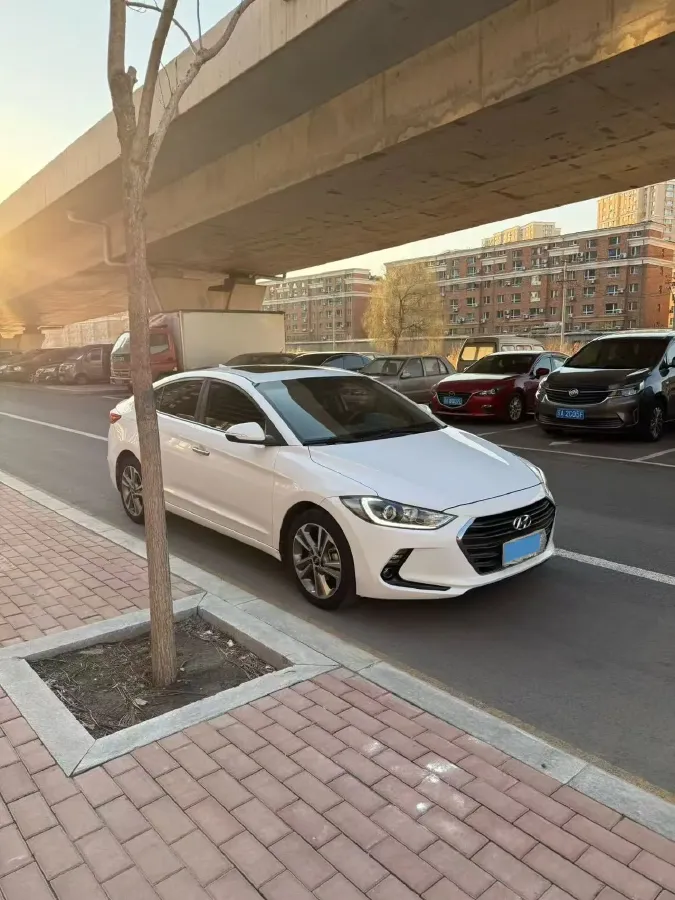2016 Hyundai Elantra 1.6L 130HP L4 6AT,autocango,china used car exporter,china ev exporter,chinese used car exporter,chinese used ev exporter