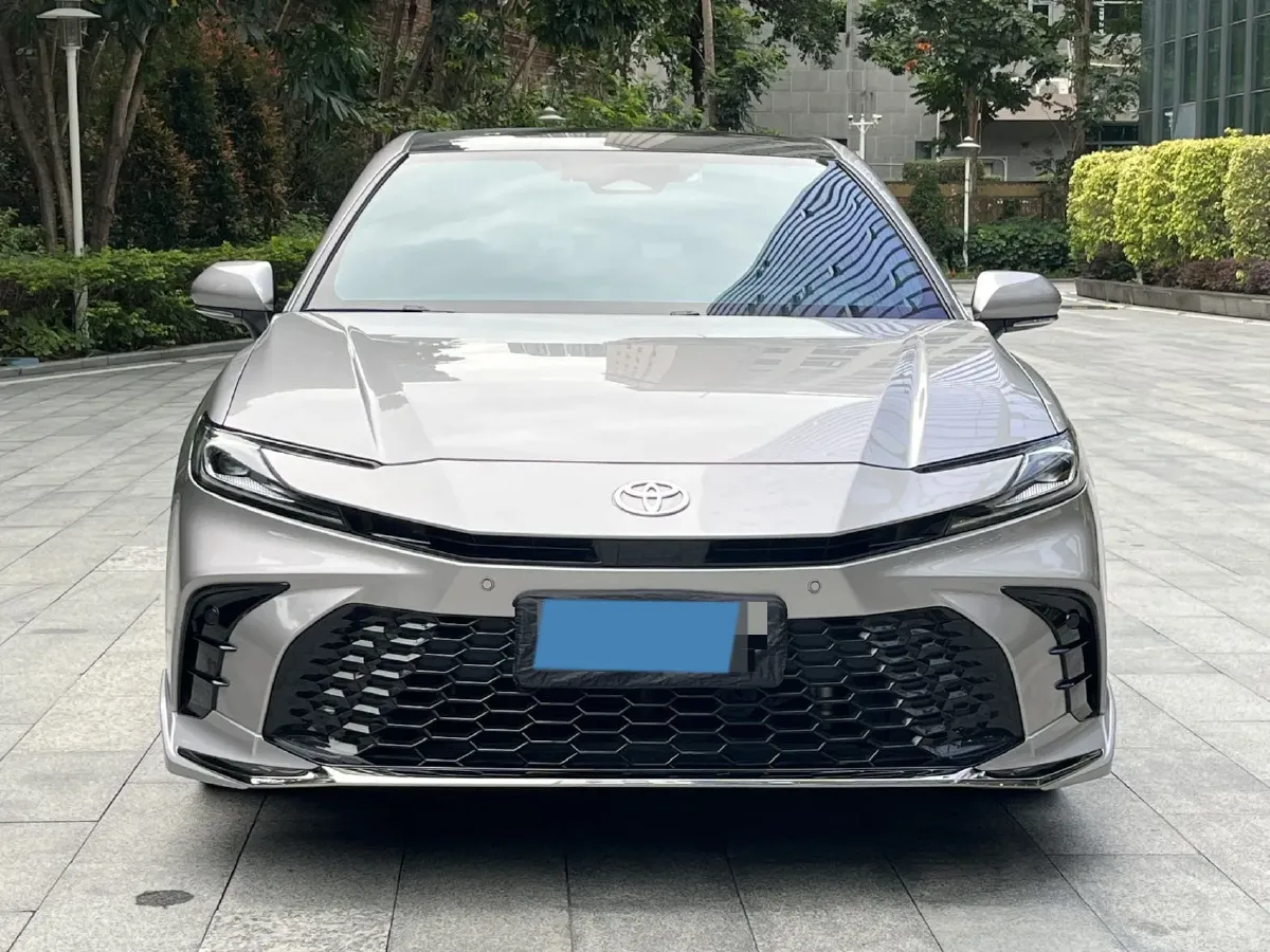 2024 Toyota Camry 2.0L 152HP L4 E-CVT Hybrid,autocango,china used car exporter,china ev exporter,chinese used car exporter,chinese used ev exporter