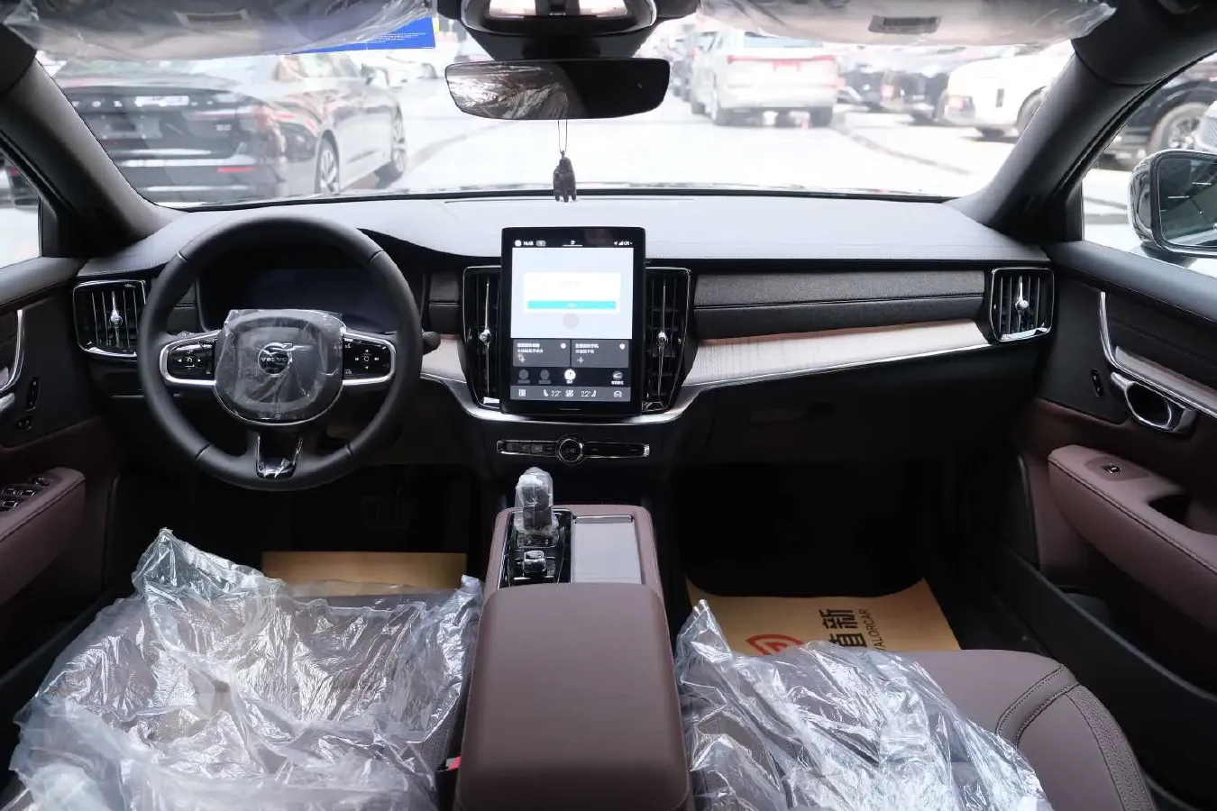 2026 Volvo S90 2.0T 250HP L4 8AT,autocango,china used car exporter,china ev exporter,chinese used car exporter,chinese used ev exporter