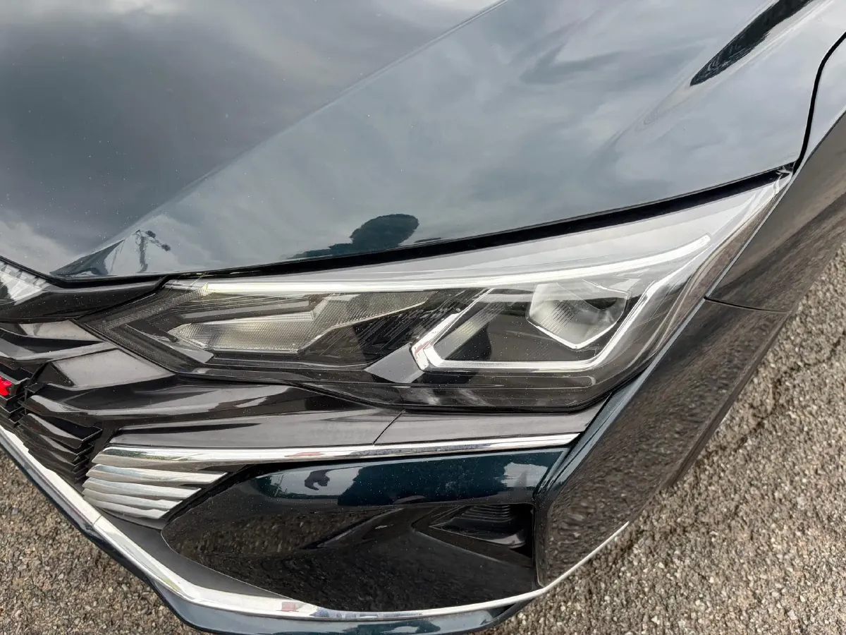 2021 DongFeng Aeolus YiXuan MAX 1.5T 190HP L4 7DCT,autocango,china used car exporter,china ev exporter,chinese used car exporter,chinese used ev exporter