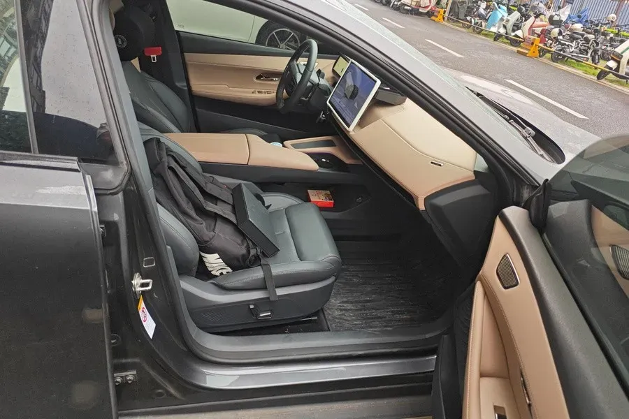 2022 Mazda 3 Axela 2.0L 158HP L4 6AT,autocango,china used car exporter,china ev exporter,chinese used car exporter,chinese used ev exporter