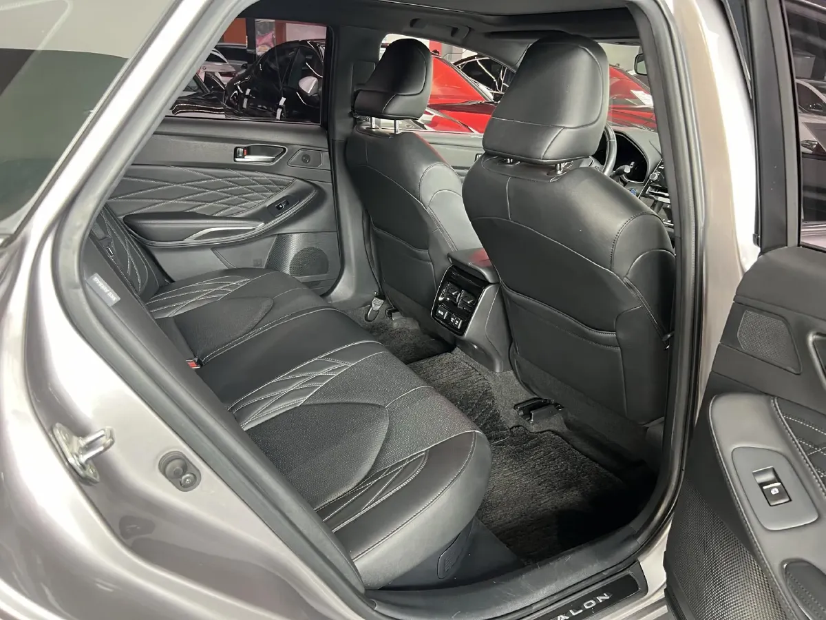 2019 Toyota Avalon 2.5L 178HP L4 E-CVT Hybrid,autocango,china used car exporter,china ev exporter,chinese used car exporter,chinese used ev exporter