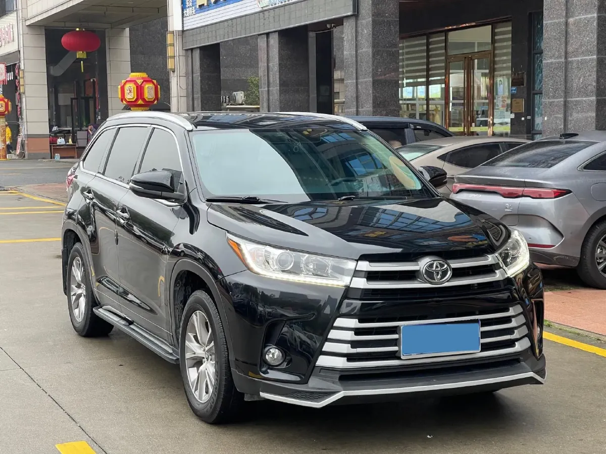 2021 Toyota Highlander 2.0T 220HP L4 6AT,autocango,china used car exporter,china ev exporter,chinese used car exporter,chinese used ev exporter