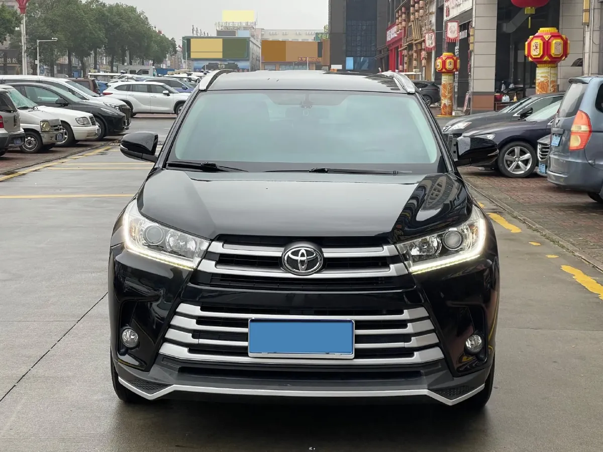 2021 Toyota Highlander 2.0T 220HP L4 6AT,autocango,china used car exporter,china ev exporter,chinese used car exporter,chinese used ev exporter