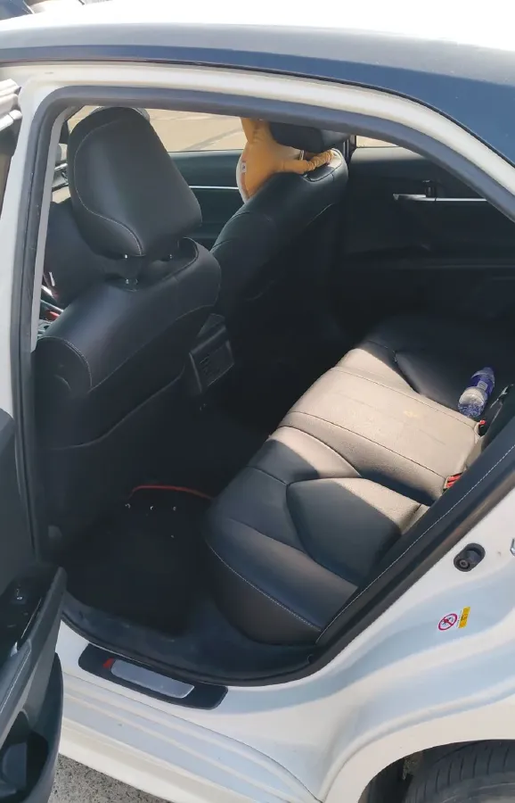 2019 Toyota Camry 2.5L 209HP L4 8AT,autocango,china used car exporter,china ev exporter,chinese used car exporter,chinese used ev exporter