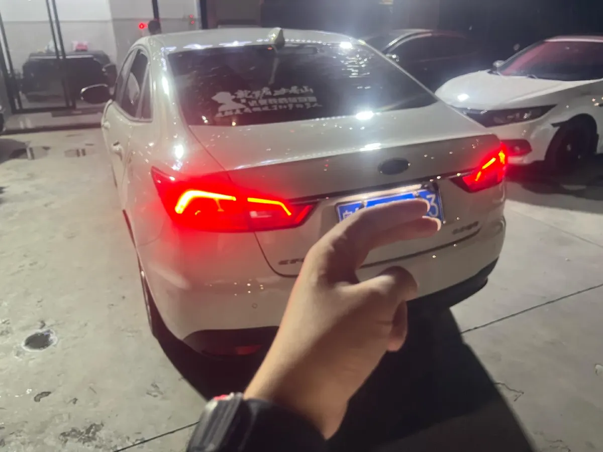 2019 Ford Escort 1.5L 122HP L3 6AT,autocango,china used car exporter,china ev exporter,chinese used car exporter,chinese used ev exporter