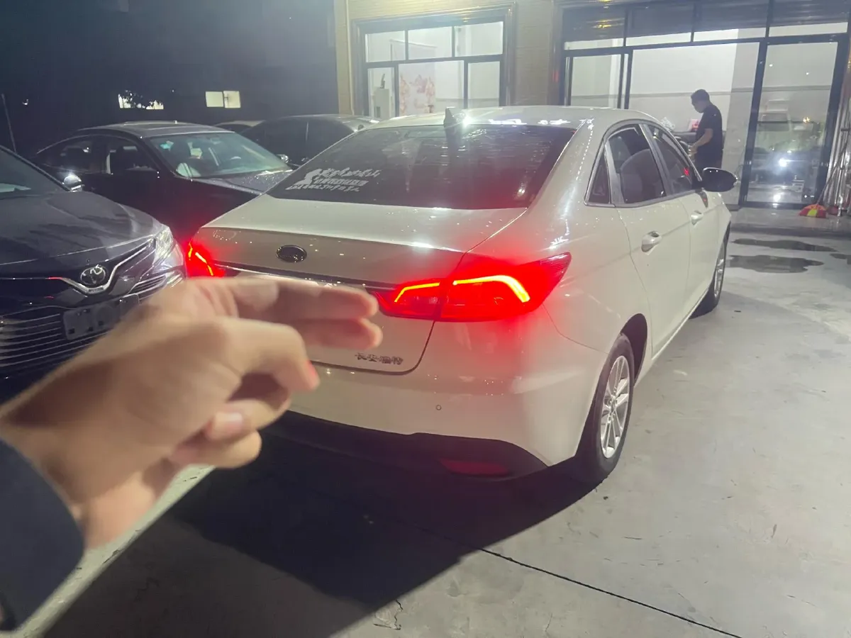 2019 Ford Escort 1.5L 122HP L3 6AT,autocango,china used car exporter,china ev exporter,chinese used car exporter,chinese used ev exporter