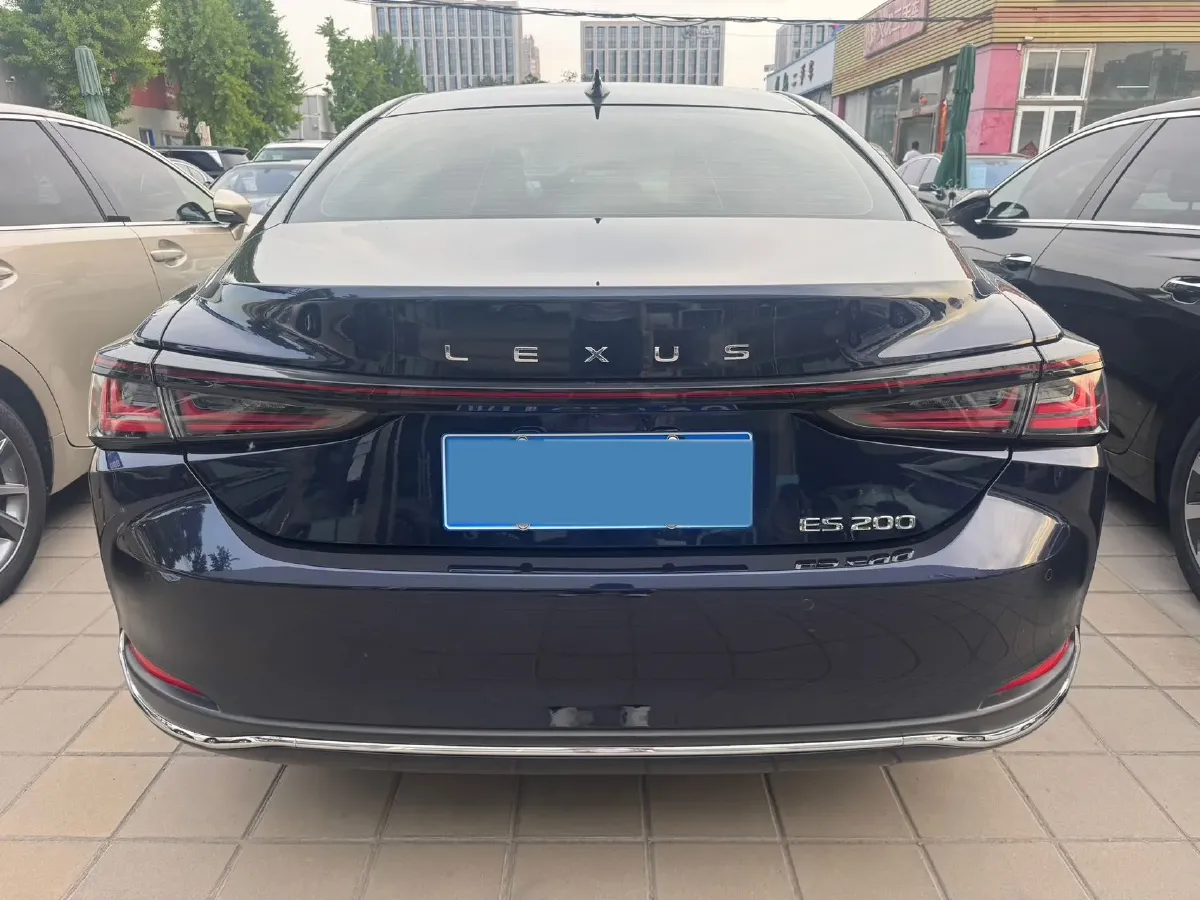2025 Lexus ES 2.0L 173HP L4 CVT,autocango,china used car exporter,china ev exporter,chinese used car exporter,chinese used ev exporter