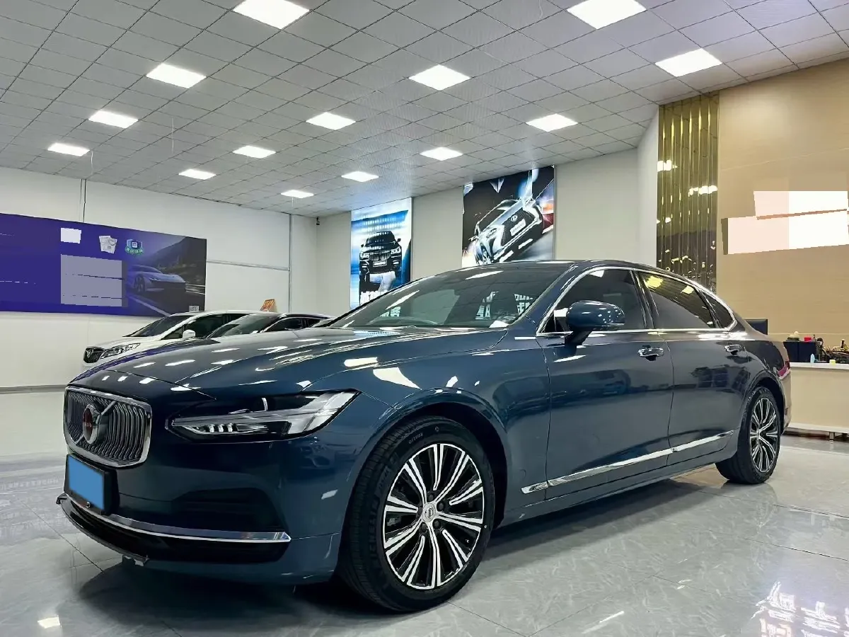 2022 Volvo S90 2.0T 250HP L4 8AT,autocango,china used car exporter,china ev exporter,chinese used car exporter,chinese used ev exporter
