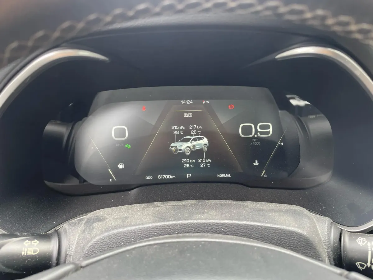 2018 WEY VV6 2.0T 197HP L4 7DCT,autocango,china used car exporter,china ev exporter,chinese used car exporter,chinese used ev exporter