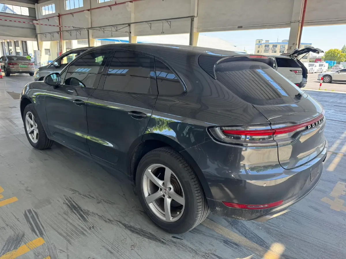 2018 Porsche Macan 2.0T 252HP L4 7DCT,autocango,china used car exporter,china ev exporter,chinese used car exporter,chinese used ev exporter