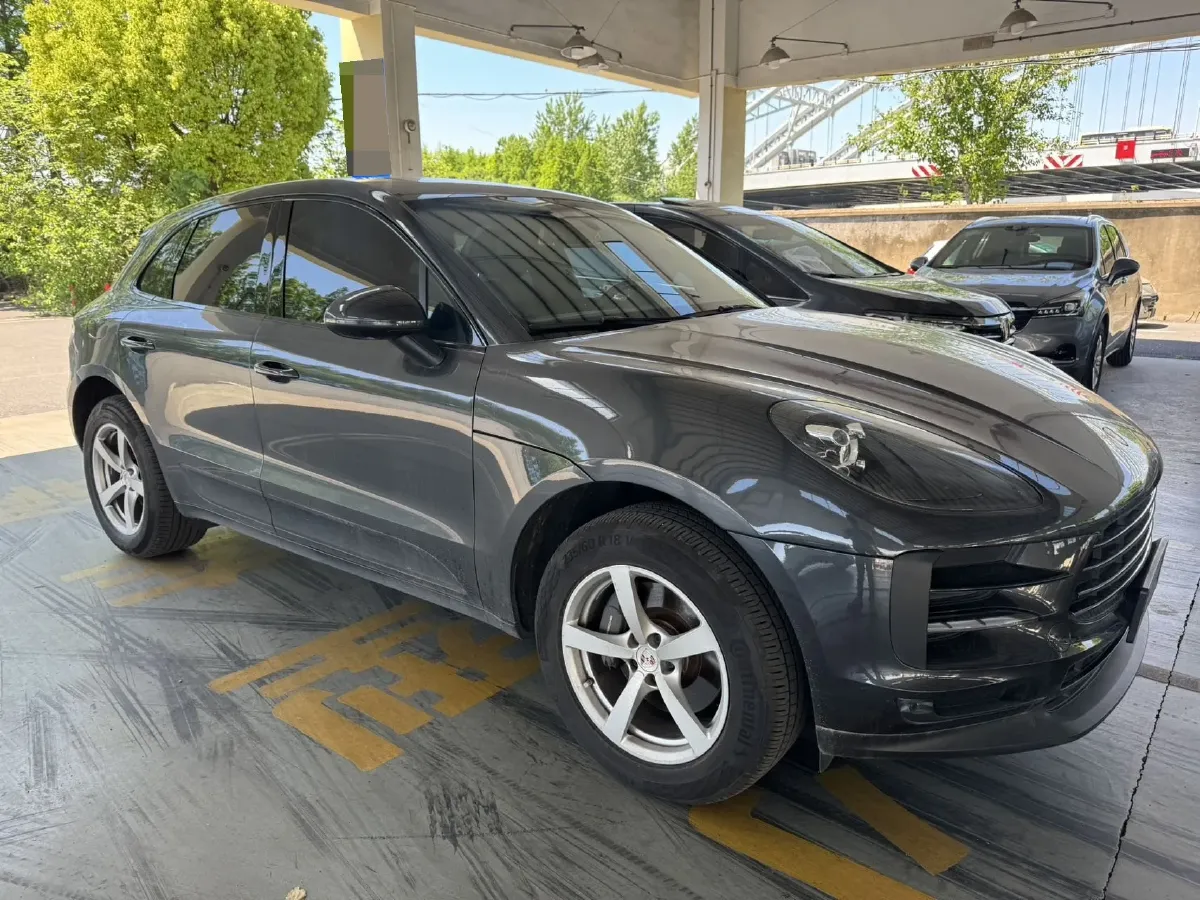 2018 Porsche Macan 2.0T 252HP L4 7DCT,autocango,china used car exporter,china ev exporter,chinese used car exporter,chinese used ev exporter