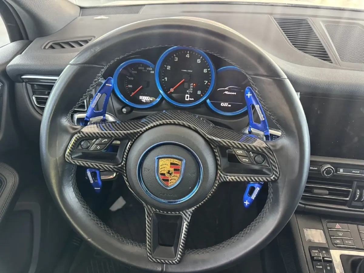 2018 Porsche Macan 2.0T 252HP L4 7DCT,autocango,china used car exporter,china ev exporter,chinese used car exporter,chinese used ev exporter