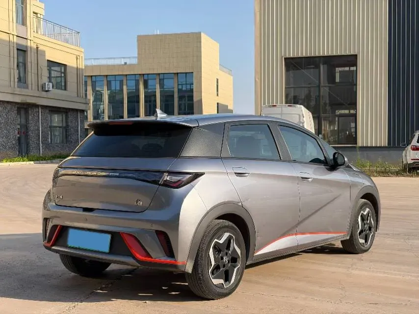 2021 Ford Escort 1.5L 122HP L3 6AT,autocango,china used car exporter,china ev exporter,chinese used car exporter,chinese used ev exporter