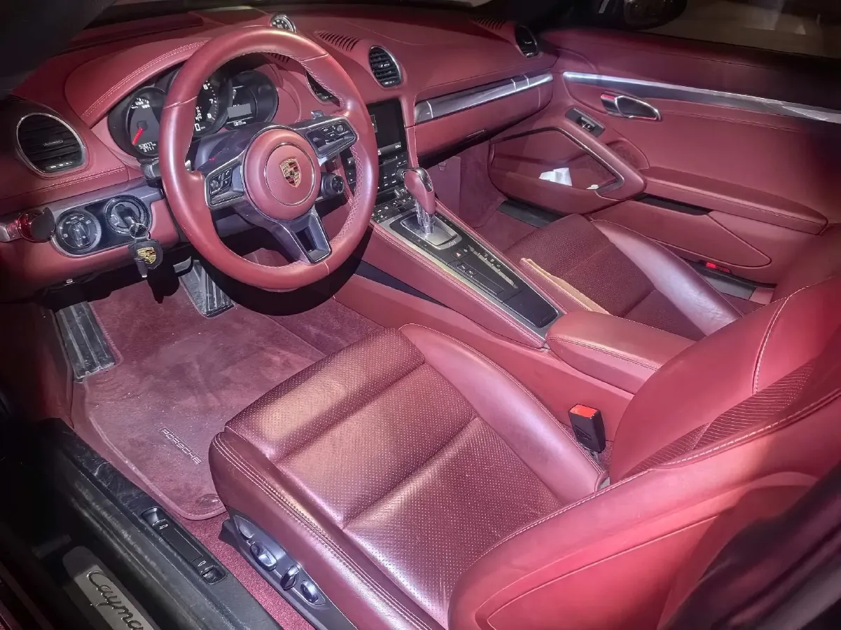 2019 Porsche 718 2.0T 300HP H4 7DCT,autocango,china used car exporter,china ev exporter,chinese used car exporter,chinese used ev exporter