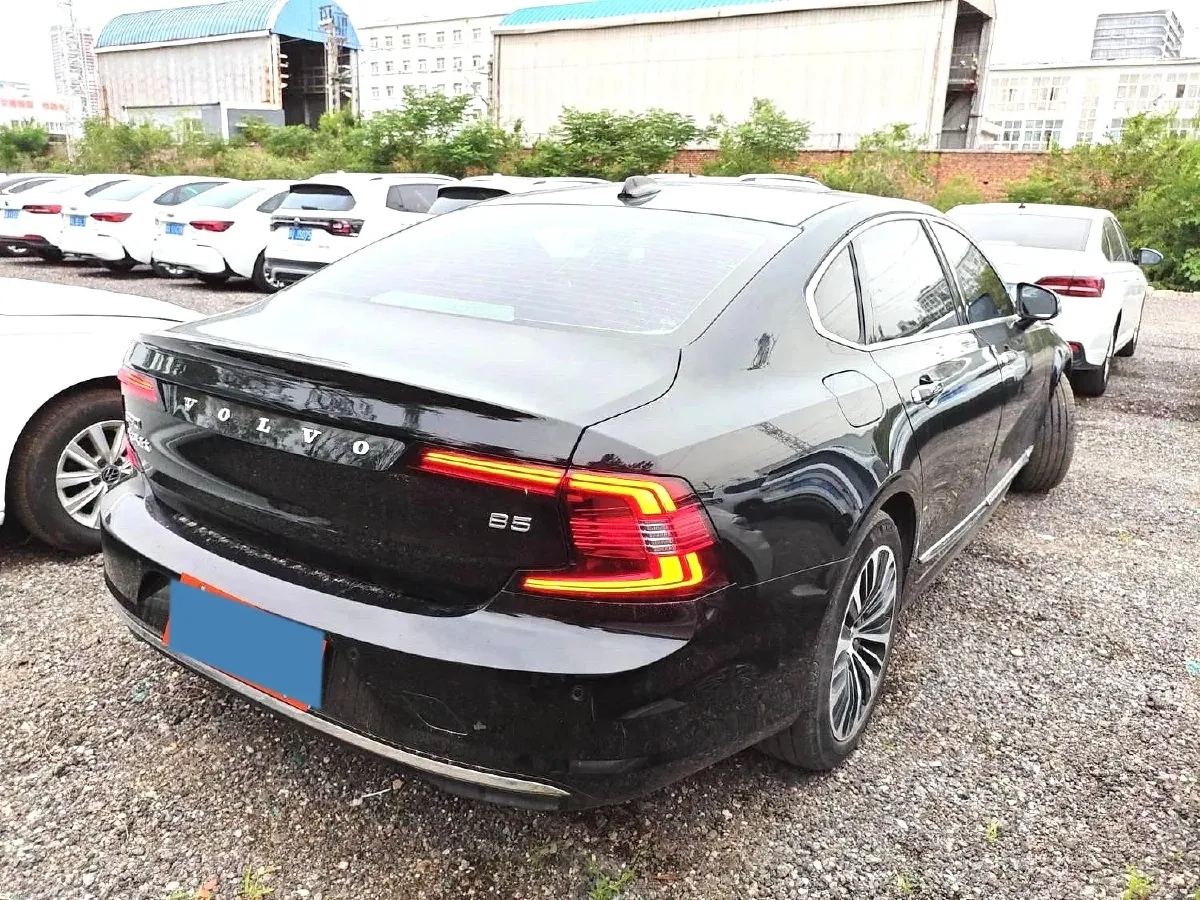 2023 Volvo S90 2.0T 250HP L4 8AT,autocango,china used car exporter,china ev exporter,chinese used car exporter,chinese used ev exporter