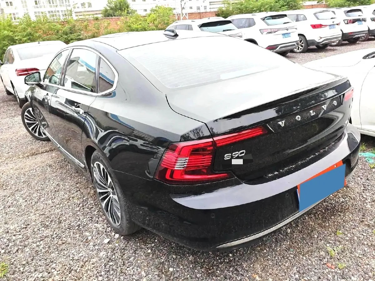 2023 Volvo S90 2.0T 250HP L4 8AT,autocango,china used car exporter,china ev exporter,chinese used car exporter,chinese used ev exporter