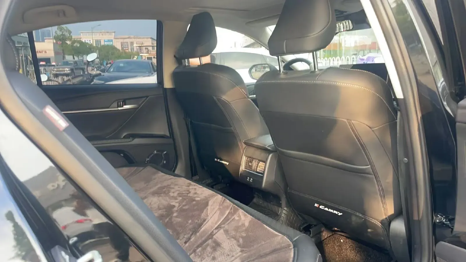 2026 Toyota Camry 2.0L 152HP L4 E-CVT Hybrid,autocango,china used car exporter,china ev exporter,chinese used car exporter,chinese used ev exporter