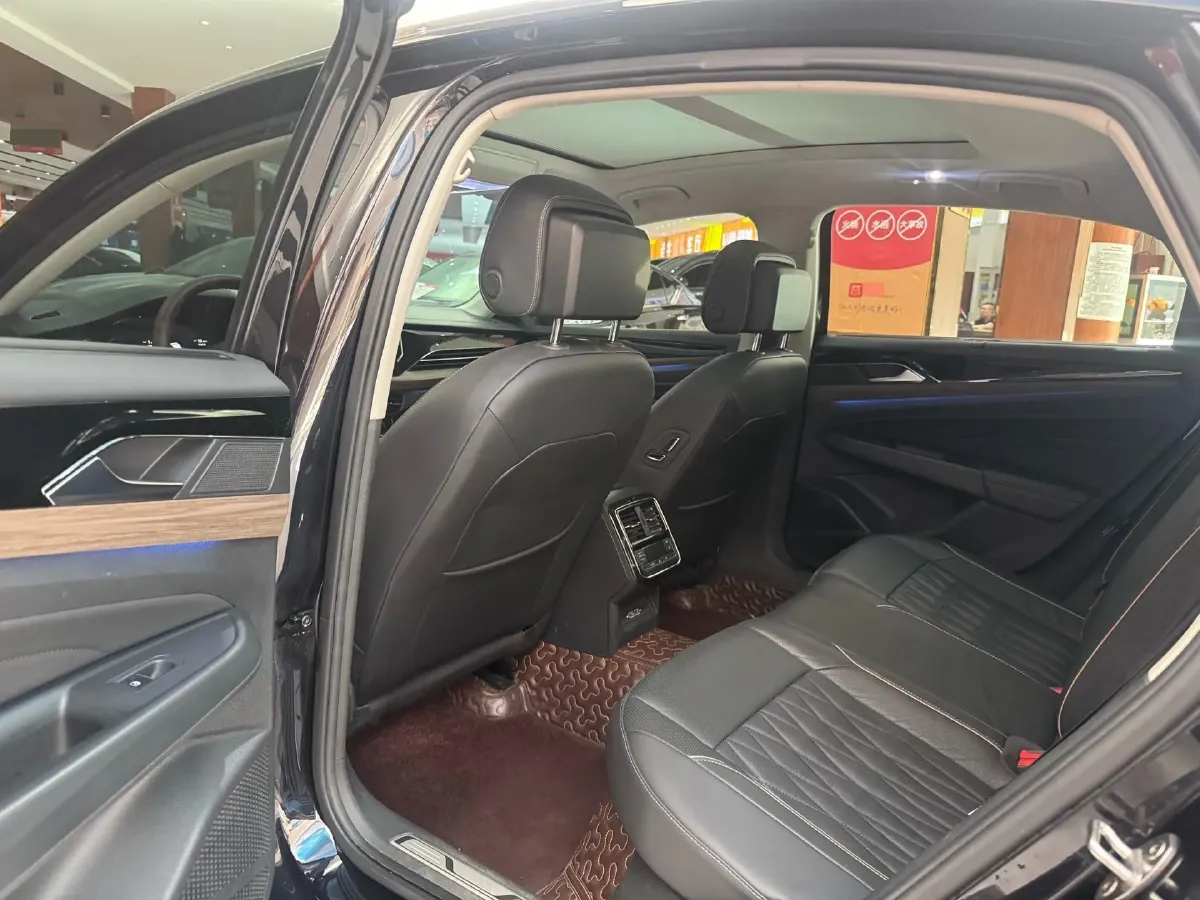 2019 Volvo V40 1.5T 152HP L4 6AT,autocango,china used car exporter,china ev exporter,chinese used car exporter,chinese used ev exporter