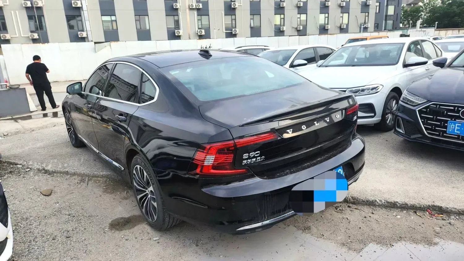 2023 Volvo S90 2.0T 250HP L4 8AT,autocango,china used car exporter,china ev exporter,chinese used car exporter,chinese used ev exporter