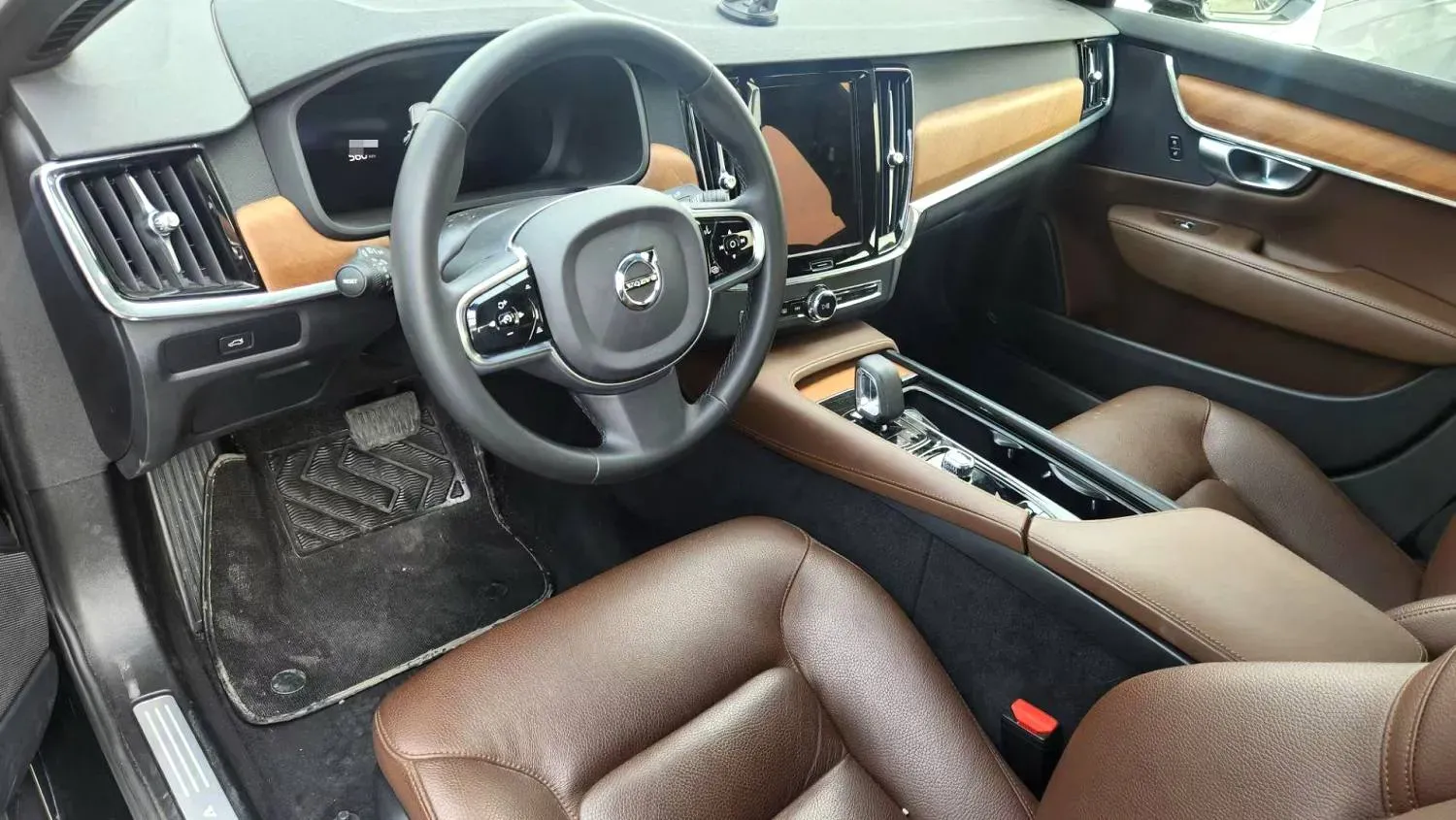 2023 Volvo S90 2.0T 250HP L4 8AT,autocango,china used car exporter,china ev exporter,chinese used car exporter,chinese used ev exporter