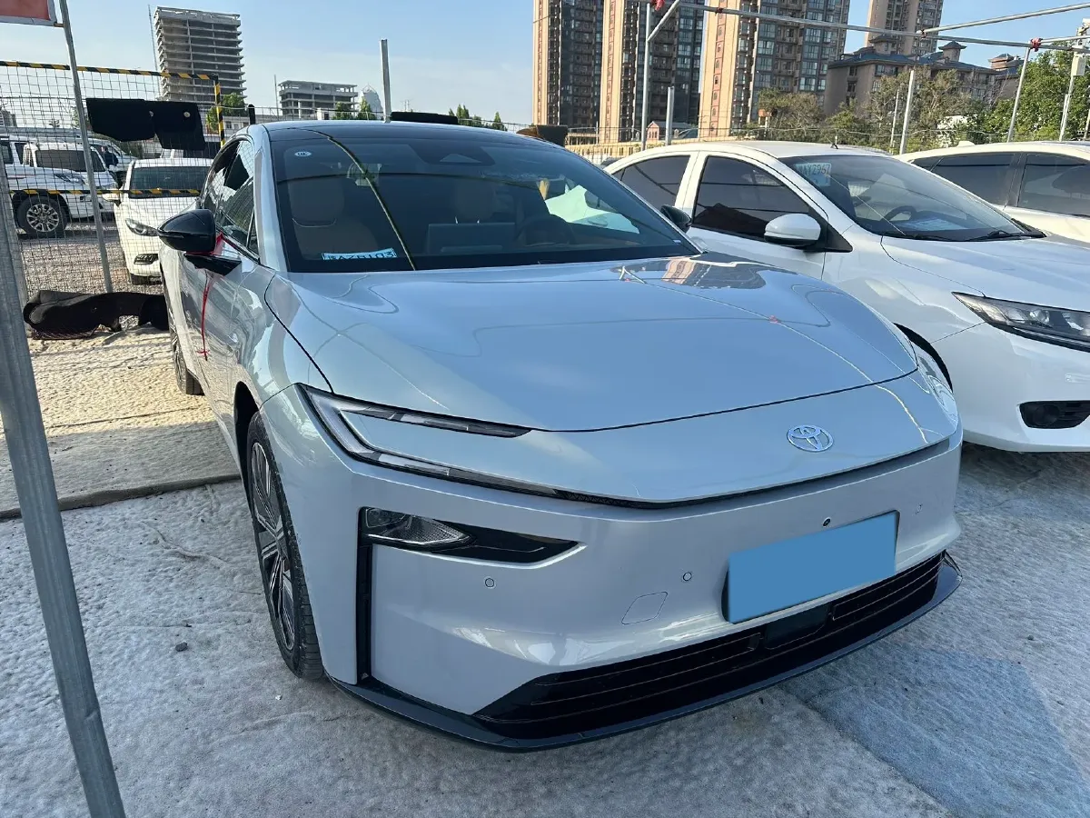 2026 Toyota Wildlander 2.0L 171HP L4 CVT,autocango,china used car exporter,china ev exporter,chinese used car exporter,chinese used ev exporter