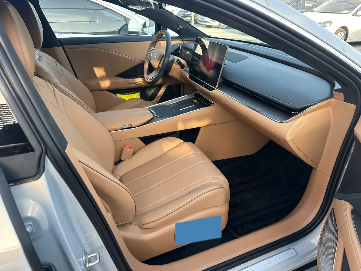 2026 Toyota Wildlander 2.0L 171HP L4 CVT,autocango,china used car exporter,china ev exporter,chinese used car exporter,chinese used ev exporter
