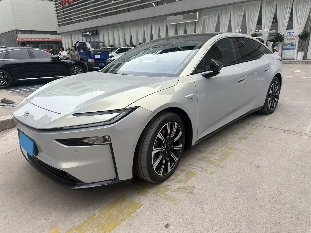 2026 Toyota Wildlander 2.0L 171HP L4 CVT,autocango,china used car exporter,china ev exporter,chinese used car exporter,chinese used ev exporter
