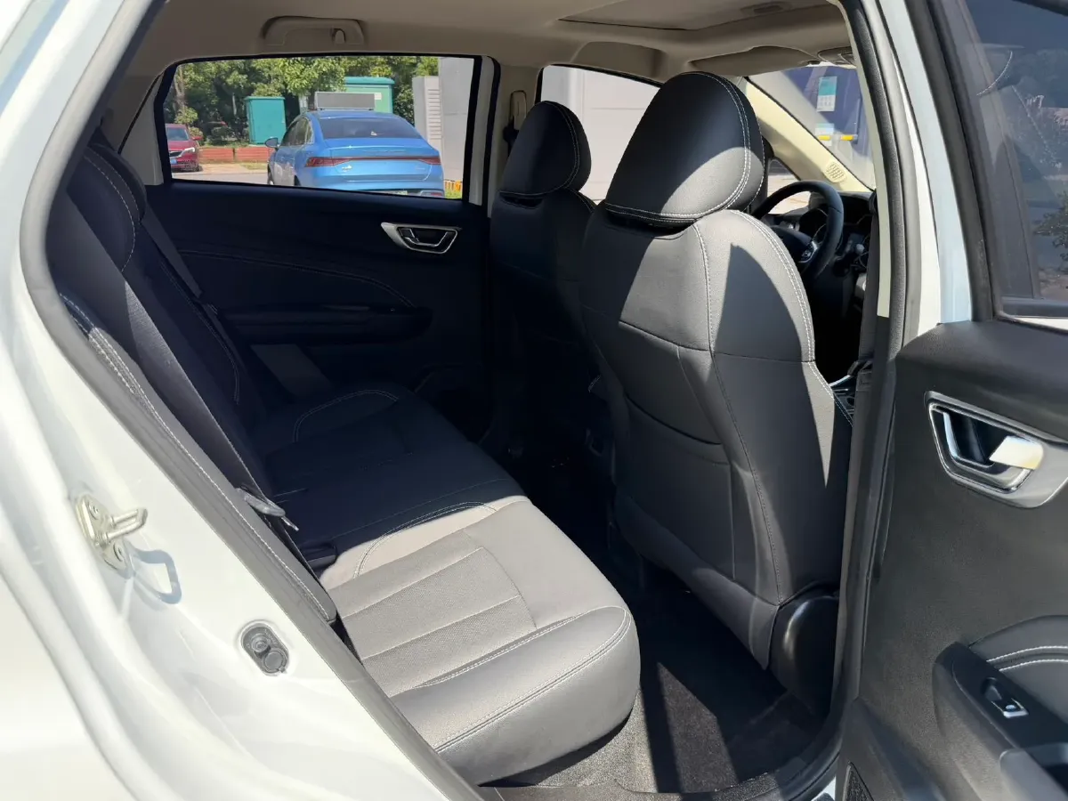2020 Geely Vision X3 1.5L 109HP L4 CVT,autocango,china used car exporter,china ev exporter,chinese used car exporter,chinese used ev exporter