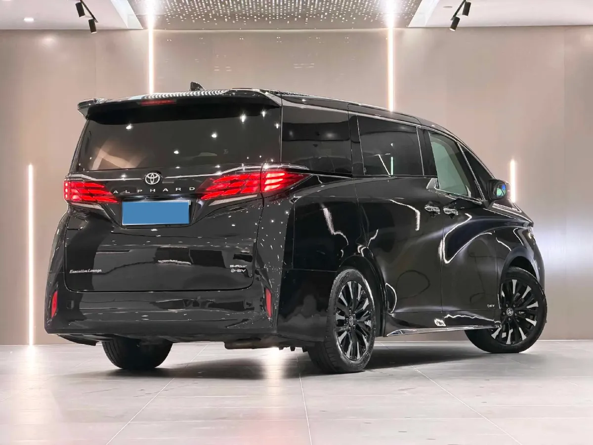 2024 Toyota Alphard 2.5L 190HP L4 E-CVT Hybrid,autocango,china used car exporter,china ev exporter,chinese used car exporter,chinese used ev exporter