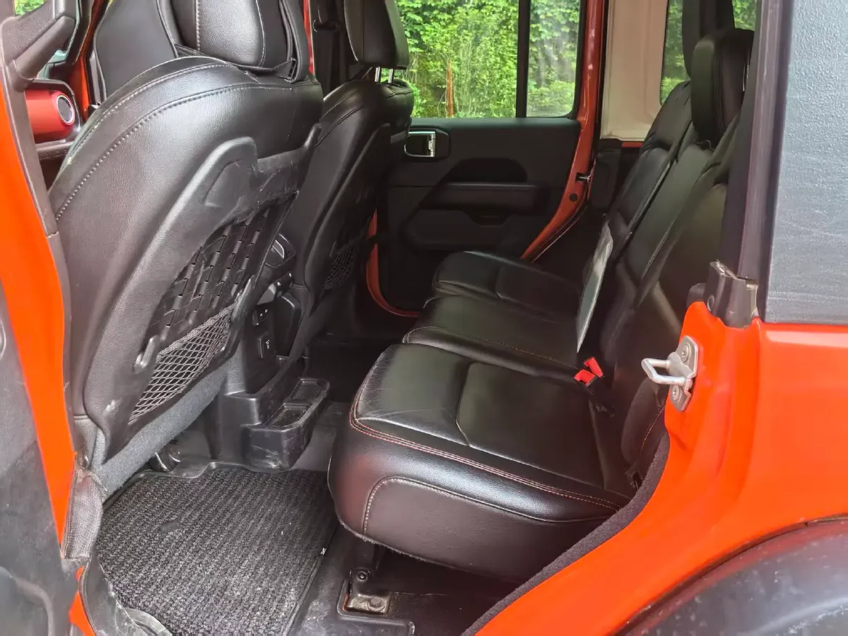 2019 Jeep Wrangler 2.0T 266HP L4 8AT,autocango,china used car exporter,china ev exporter,chinese used car exporter,chinese used ev exporter