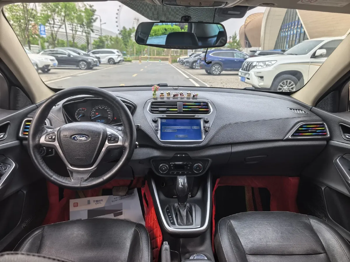 2017 Ford Escort 1.5L 113HP L4 6AT,autocango,china used car exporter,china ev exporter,chinese used car exporter,chinese used ev exporter