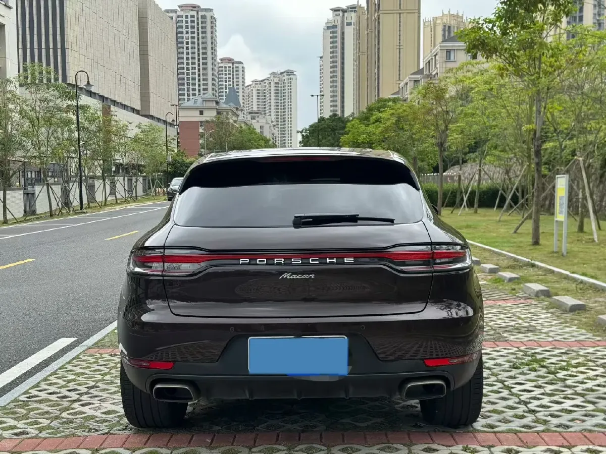 2018 Porsche Macan 2.0T 252HP L4 7DCT,autocango,china used car exporter,china ev exporter,chinese used car exporter,chinese used ev exporter
