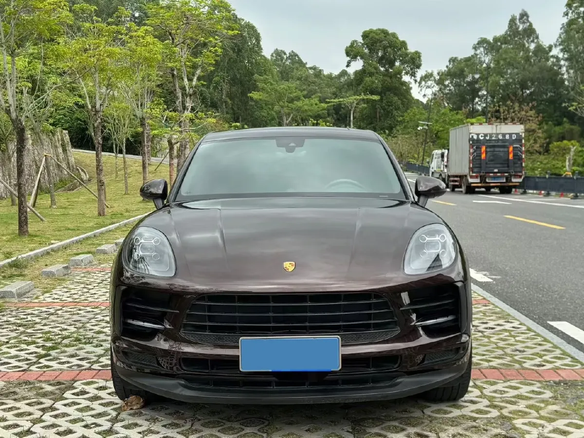 2018 Porsche Macan 2.0T 252HP L4 7DCT,autocango,china used car exporter,china ev exporter,chinese used car exporter,chinese used ev exporter