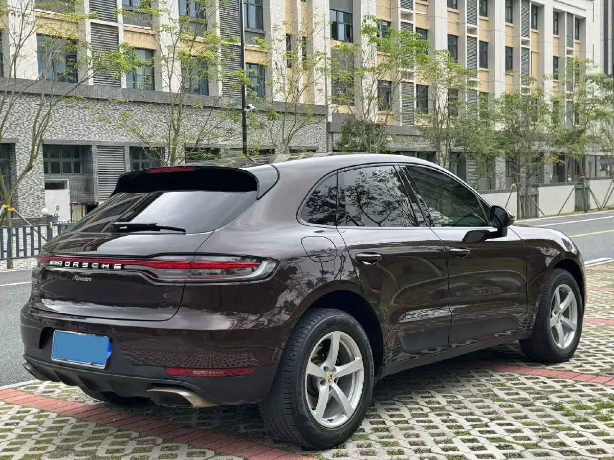 2018 Porsche Macan 2.0T 252HP L4 7DCT,autocango,china used car exporter,china ev exporter,chinese used car exporter,chinese used ev exporter