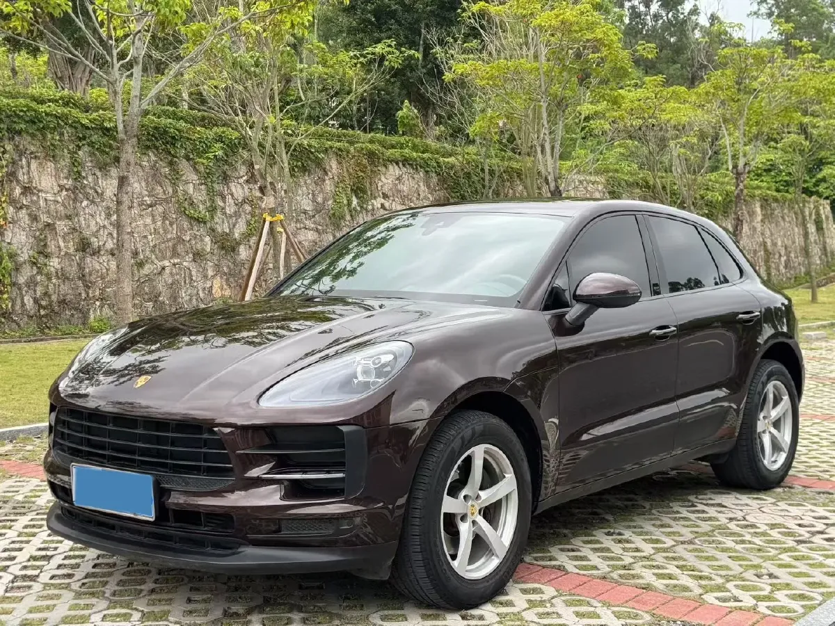 2018 Porsche Macan 2.0T 252HP L4 7DCT,autocango,china used car exporter,china ev exporter,chinese used car exporter,chinese used ev exporter
