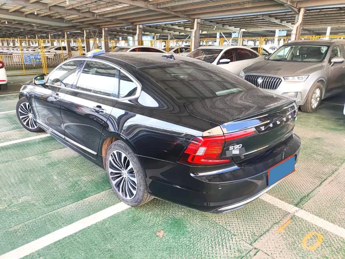 2023 Volvo S90 2.0T 250HP L4 8AT,autocango,china used car exporter,china ev exporter,chinese used car exporter,chinese used ev exporter